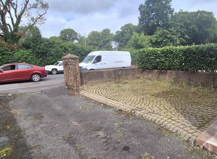 30 Duncreggan Road, Derry, BT48 0AD