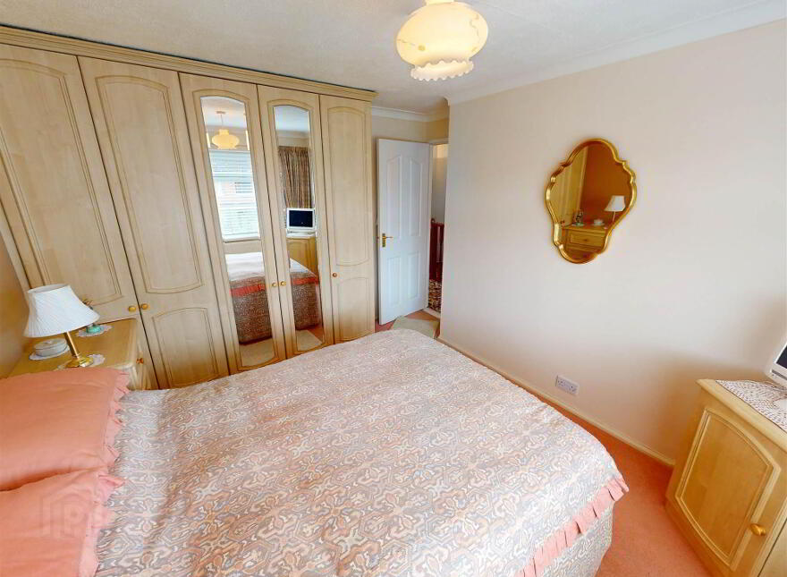 6 Ferndell, Lisburn, BT27 4HQ