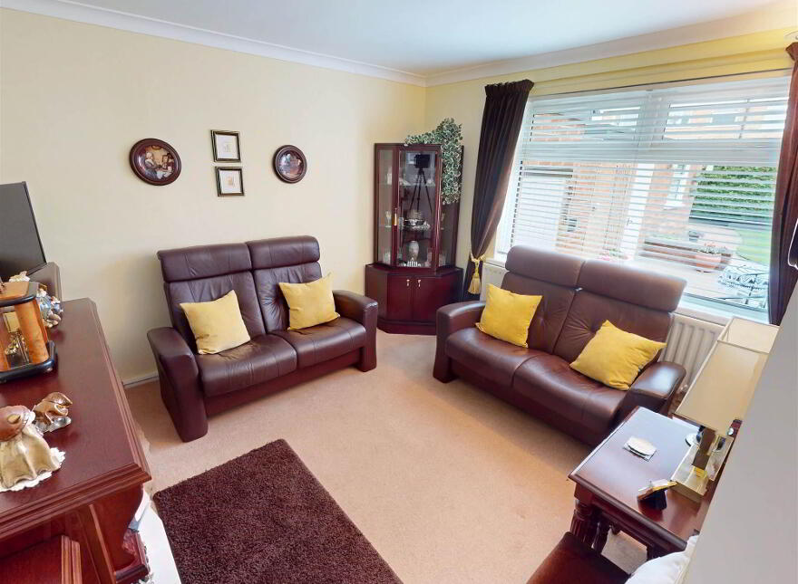 6 Ferndell, Lisburn, BT27 4HQ