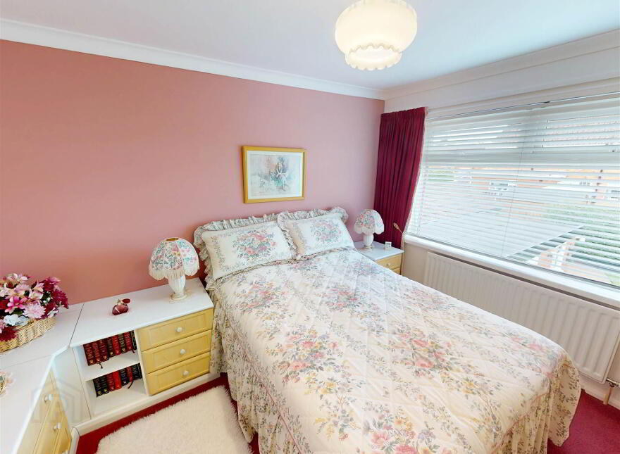 6 Ferndell, Lisburn, BT27 4HQ