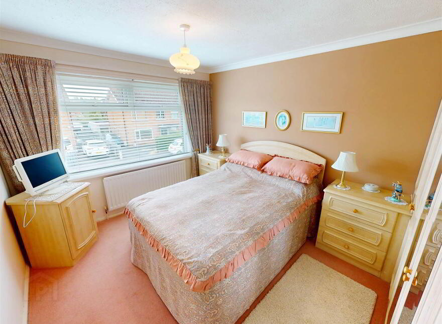 6 Ferndell, Lisburn, BT27 4HQ