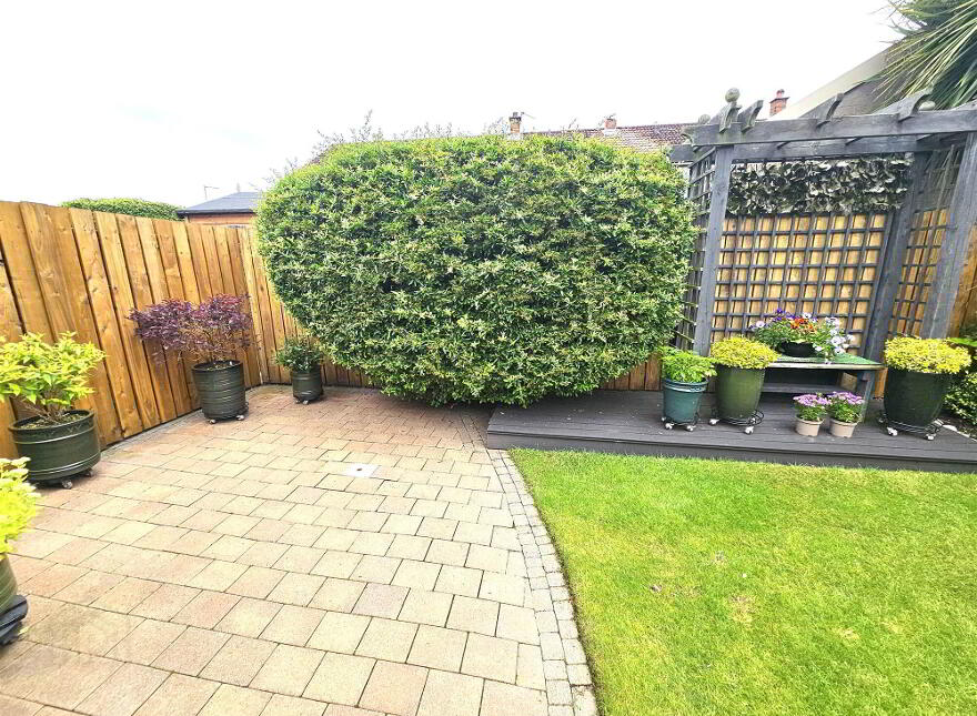 6 Ferndell, Lisburn, BT27 4HQ