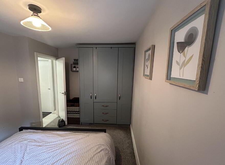 Flat 1, 6 Glandore Avenue, Belfast, BT15 3FB