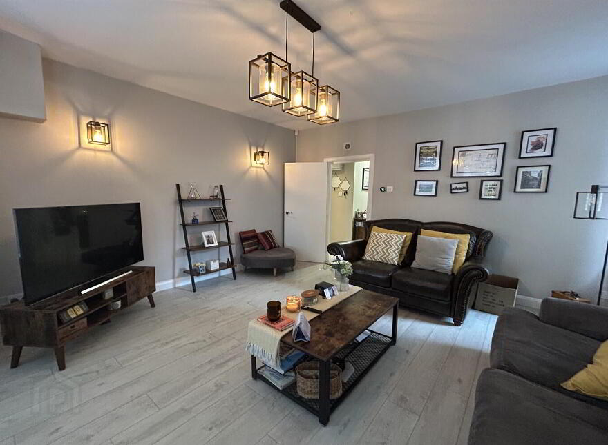 Flat 1, 6 Glandore Avenue, Belfast, BT15 3FB