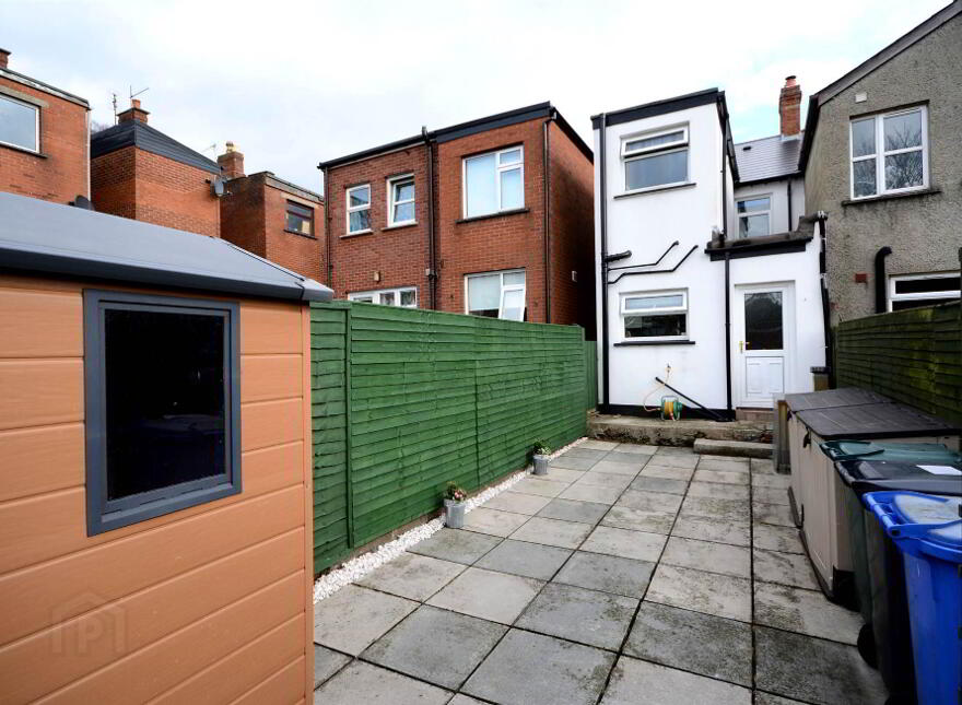 8 Wilson Street, Lisburn, BT27 4XZ