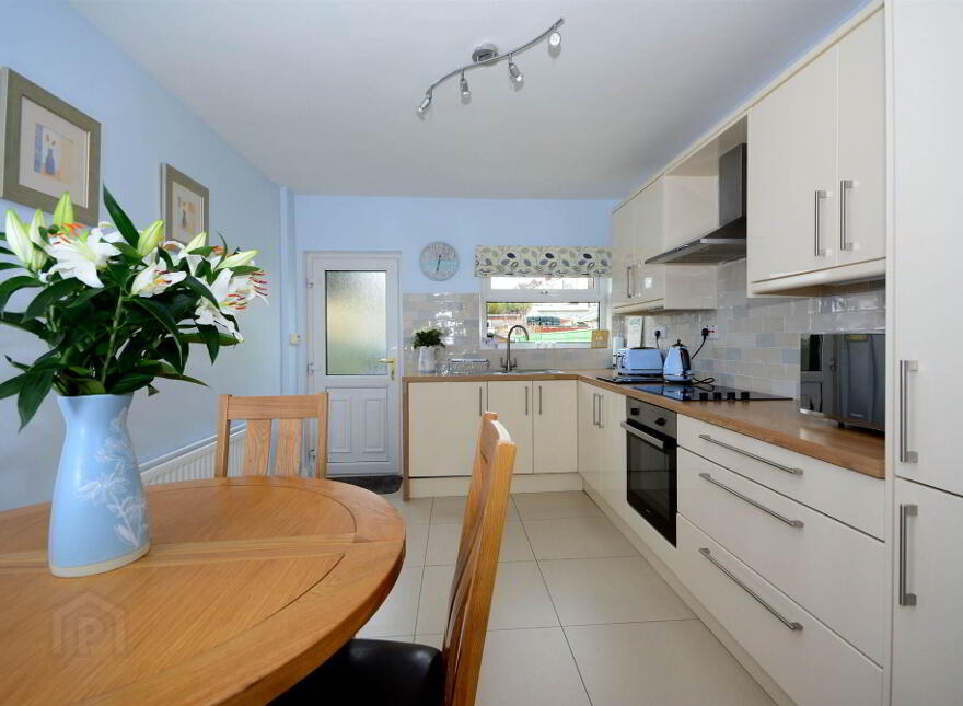 8 Wilson Street, Lisburn, BT27 4XZ