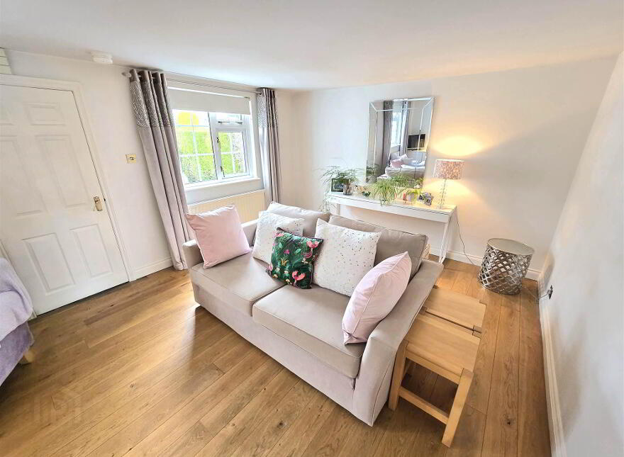 5 Benson Street, Lisburn, BT28 2AA