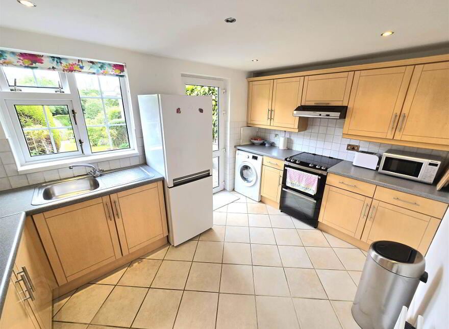 5 Benson Street, Lisburn, BT28 2AA
