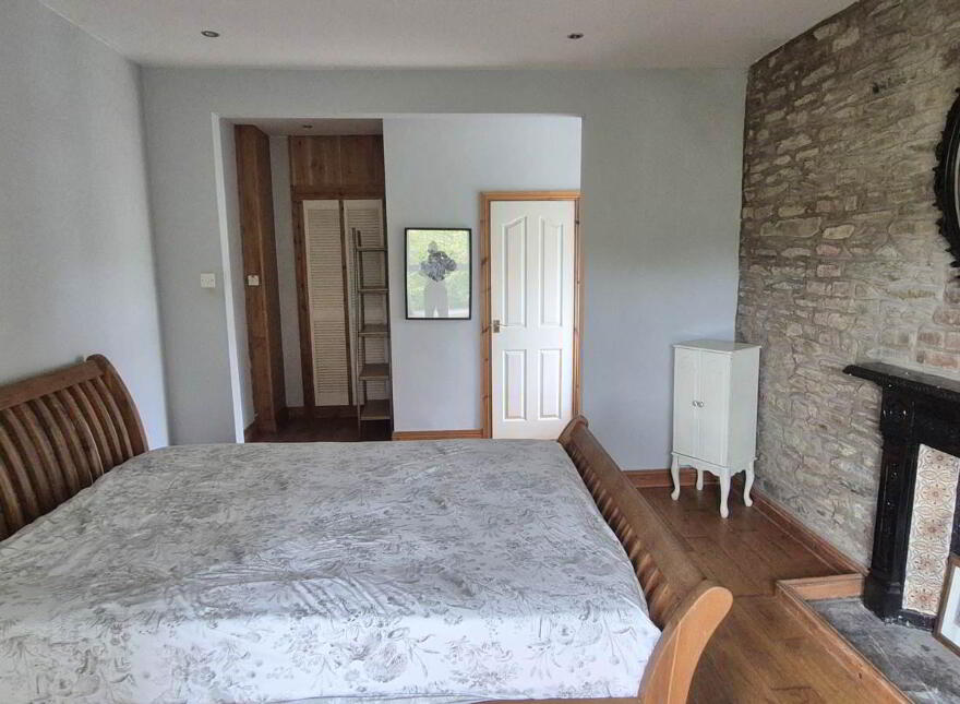 23 Glen Road, Q, Derry, BT48 0BX