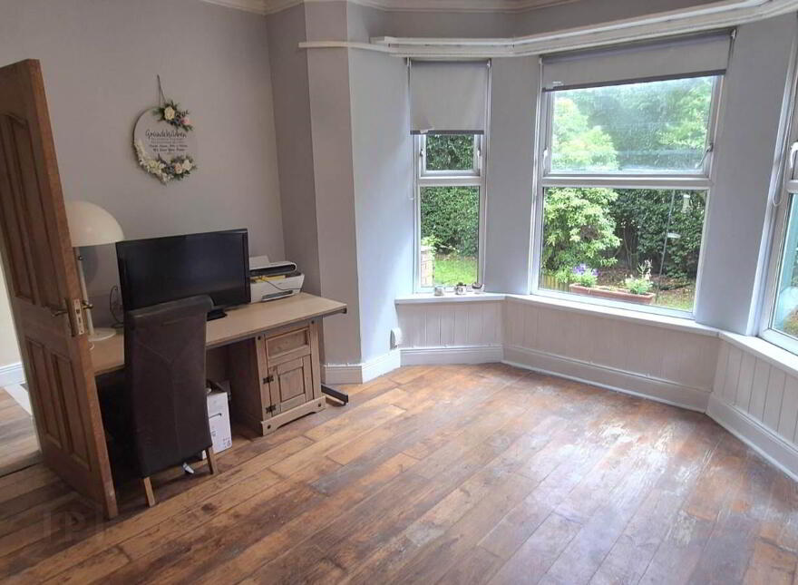 23 Glen Road, Q, Derry, BT48 0BX