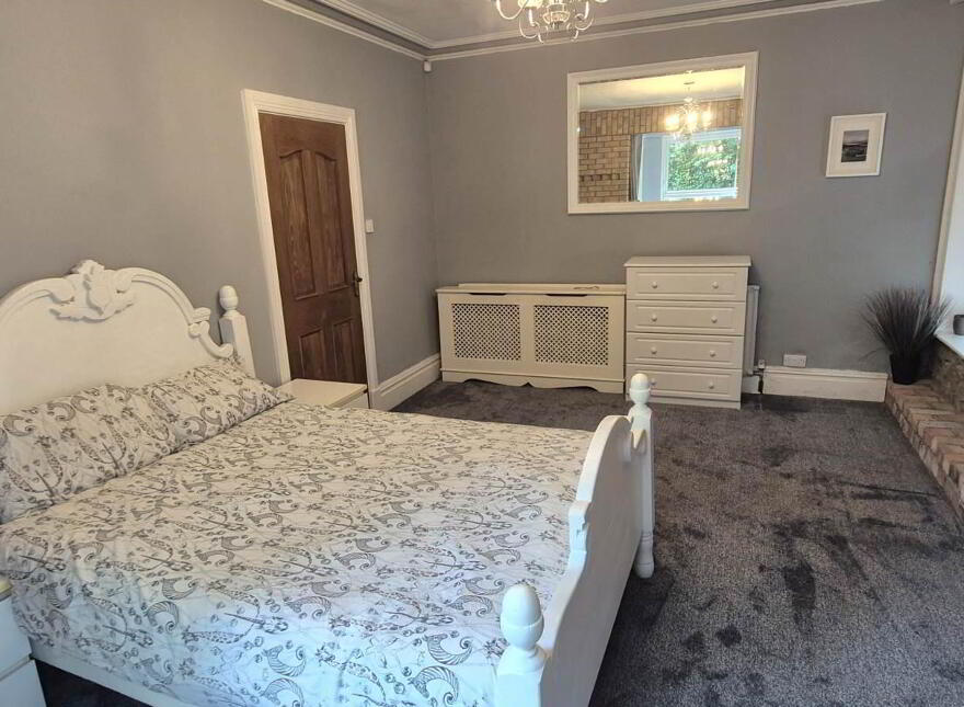 23 Glen Road, Q, Derry, BT48 0BX