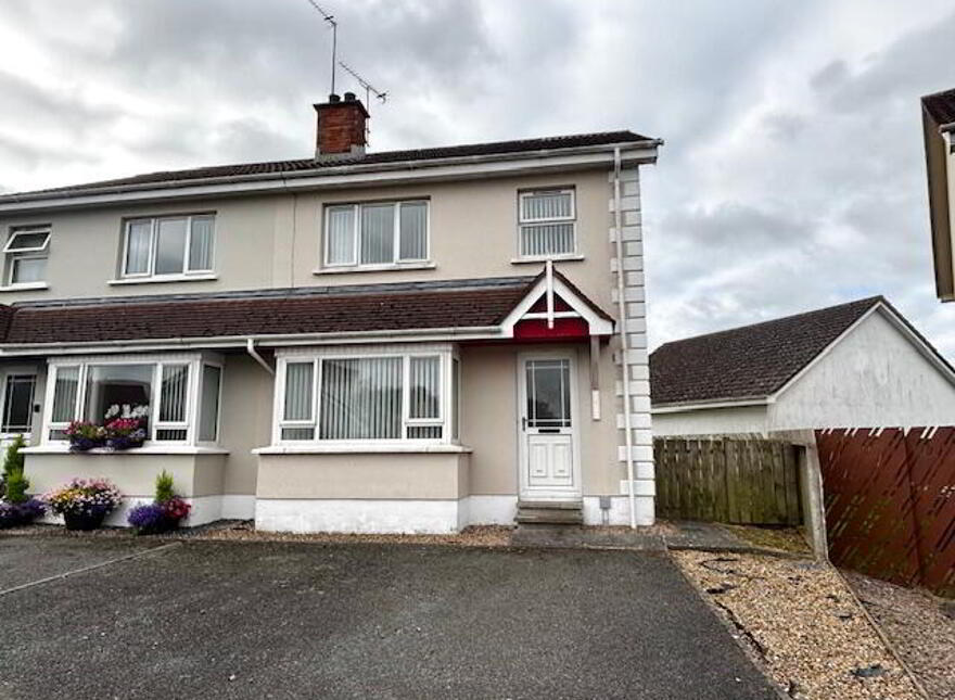47 Rockfield Heights, Newry, BT34 2DD photo