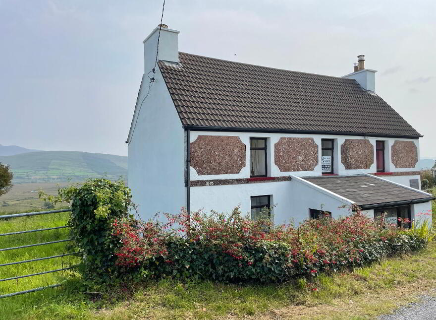 Kilmackerrin East Aughatubrid, Caherciveen, V23X440