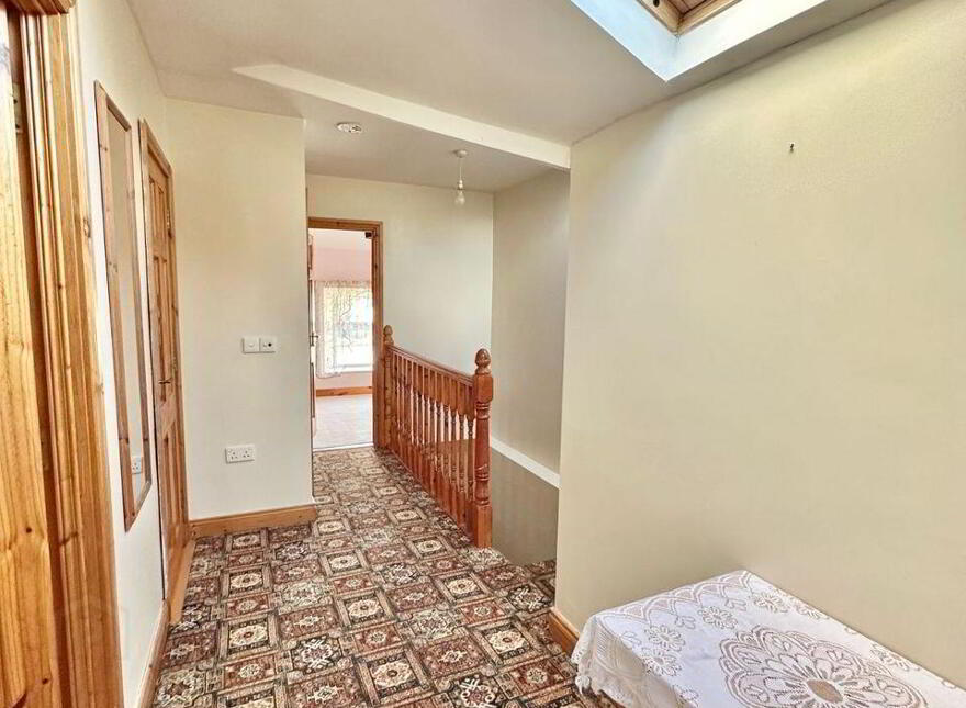 2 An Nead, Mccurtain Street, Clones