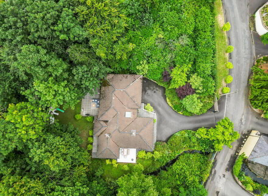 Ashbrooke, 22 Millvale Road, Hillsborough, BT26 6HR