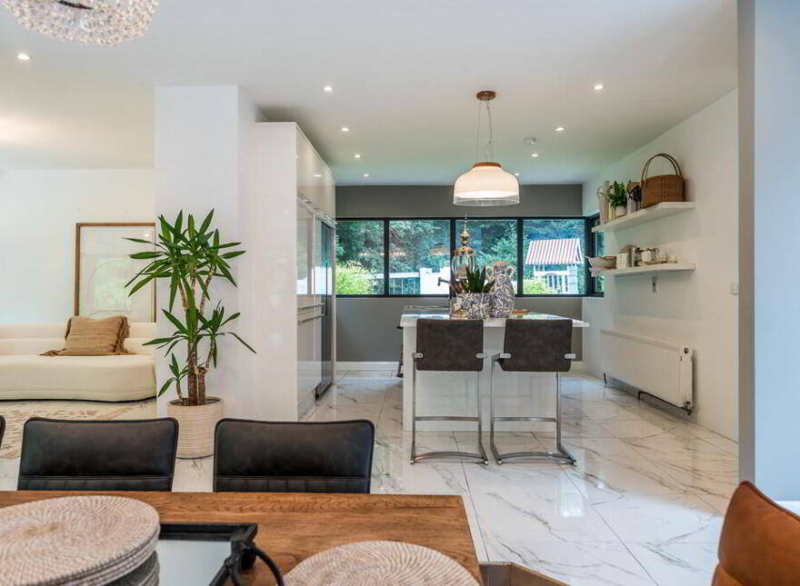 Ashbrooke, 22 Millvale Road, Hillsborough, BT26 6HR