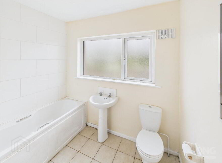Noosa, The Green, Clara, R35K402