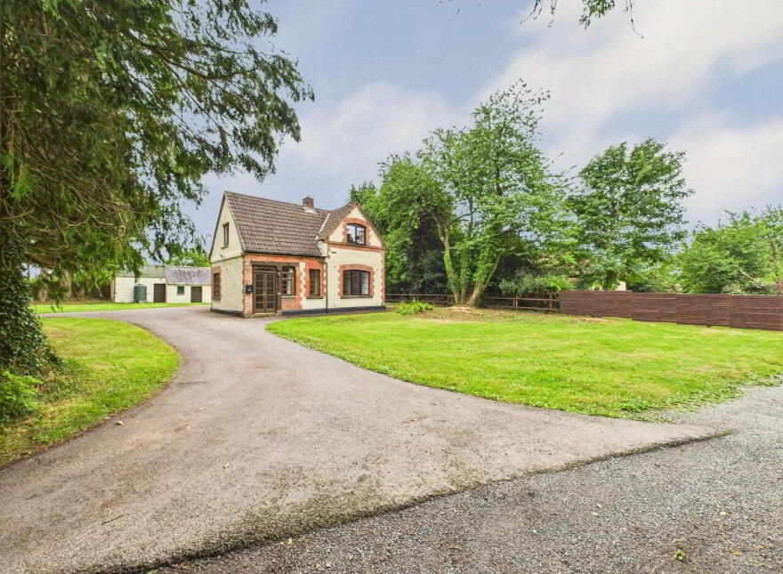 Hilltop, Killoteran, X91A6N9 photo