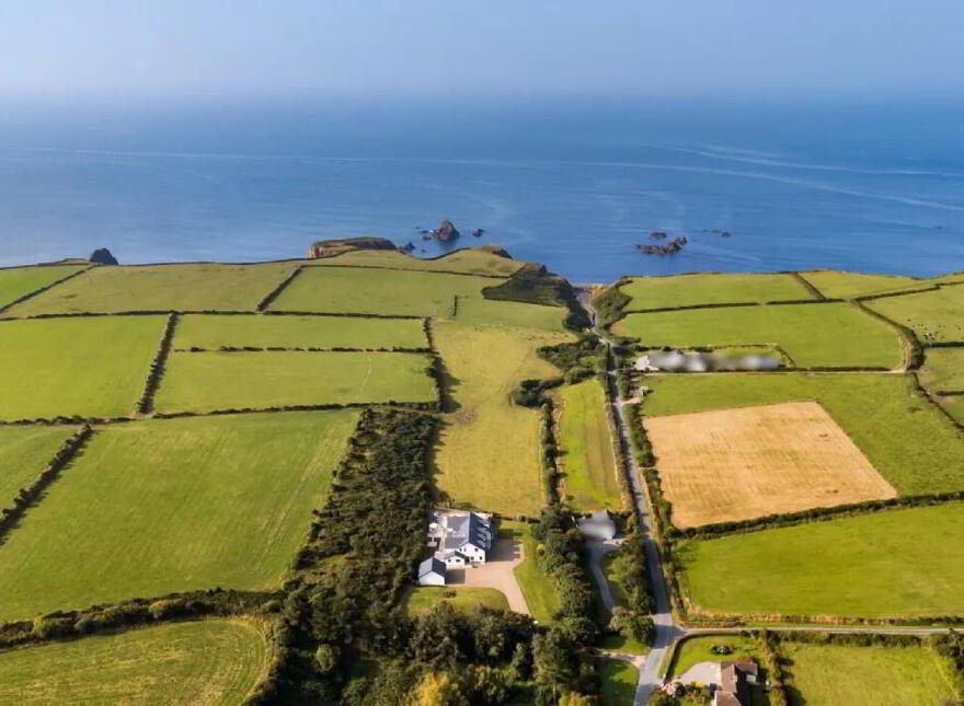 Sea La Vie, Garrarus, Tramore, X91XR76