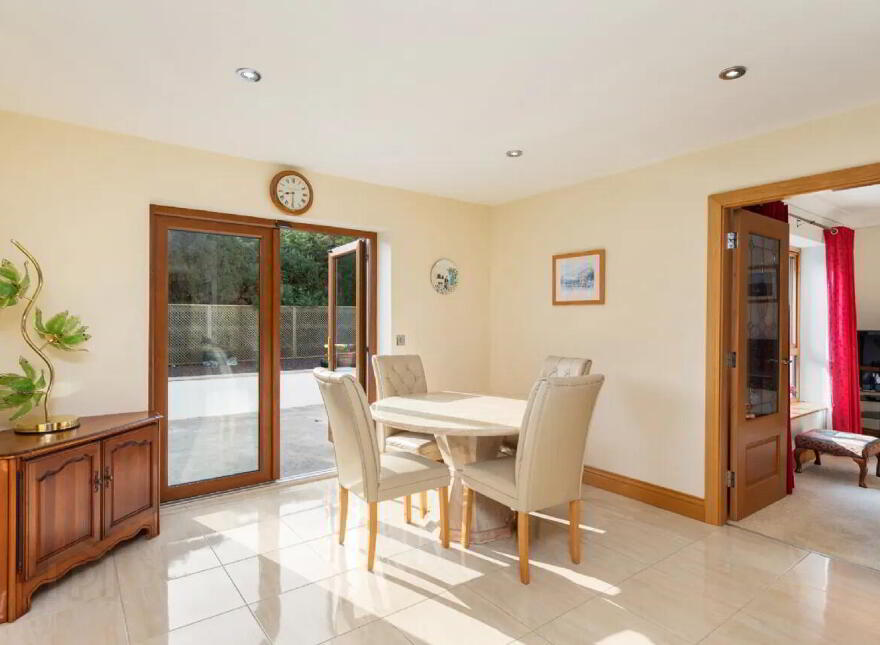 Sea La Vie, Garrarus, Tramore, X91XR76