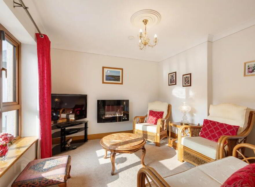 Sea La Vie, Garrarus, Tramore, X91XR76
