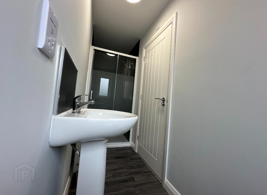 211 Queen Street, Ballymena, BT42 2BG