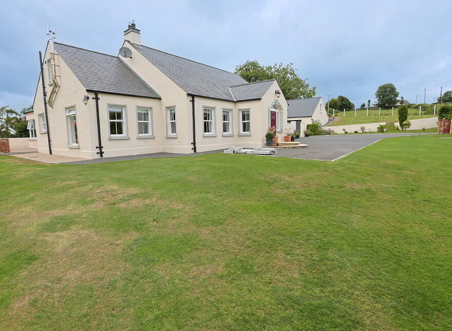 4 Tullynasoo Road, Kilcoo, Newry, BT34 5JD