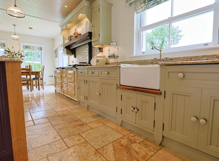 4 Tullynasoo Road, Kilcoo, Newry, BT34 5JD