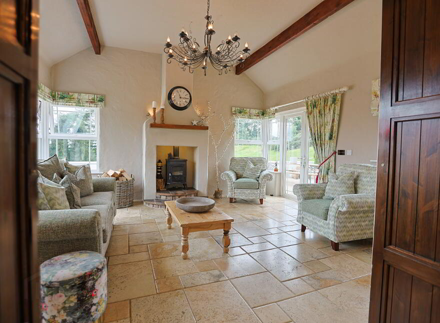 4 Tullynasoo Road, Kilcoo, Newry, BT34 5JD