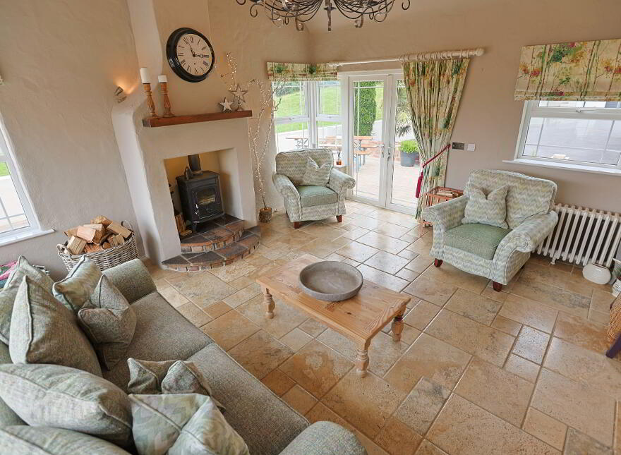 4 Tullynasoo Road, Kilcoo, Newry, BT34 5JD
