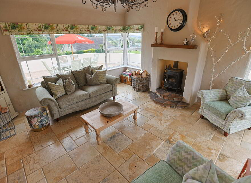 4 Tullynasoo Road, Kilcoo, Newry, BT34 5JD