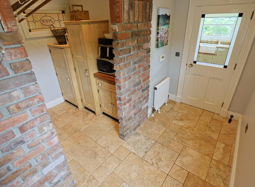 4 Tullynasoo Road, Kilcoo, Newry, BT34 5JD
