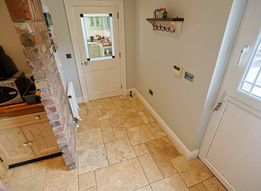 4 Tullynasoo Road, Kilcoo, Newry, BT34 5JD