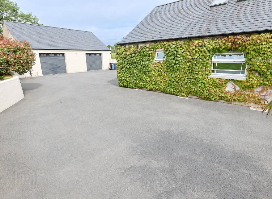 4 Tullynasoo Road, Kilcoo, Newry, BT34 5JD