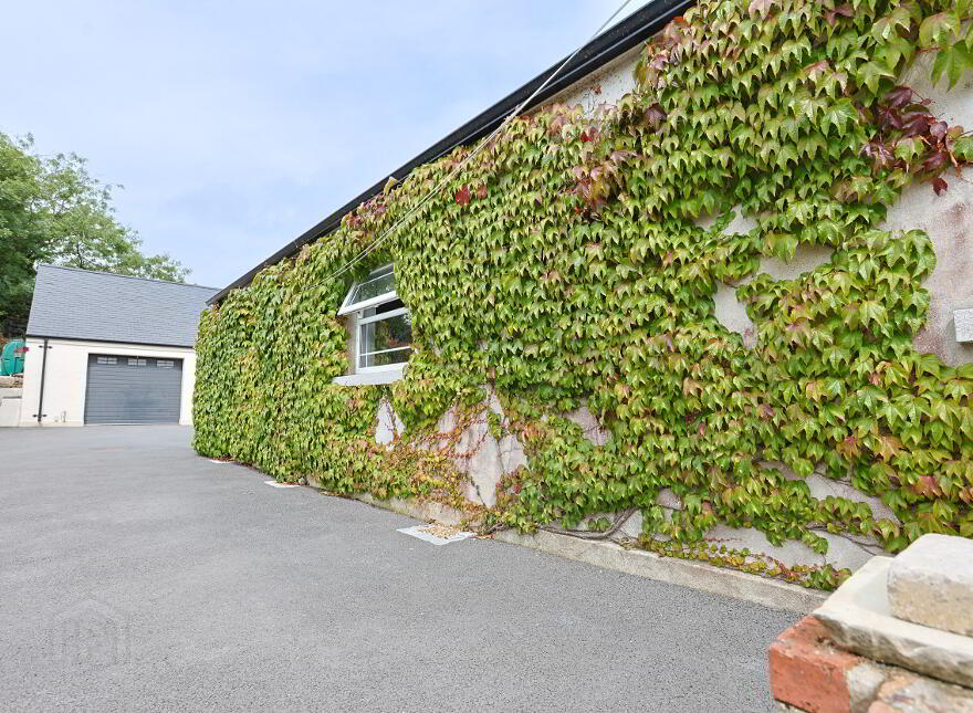 4 Tullynasoo Road, Kilcoo, Newry, BT34 5JD