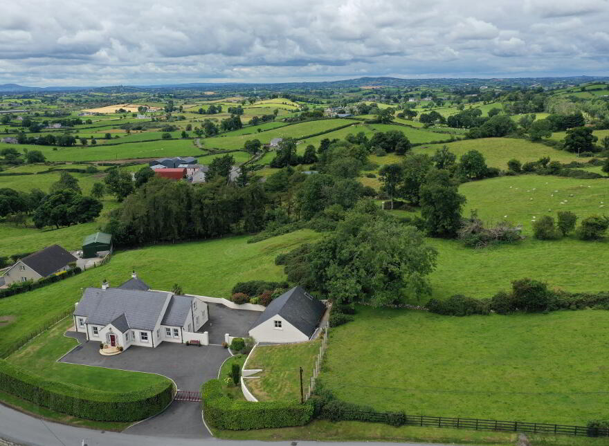 4 Tullynasoo Road, Kilcoo, Newry, BT34 5JD