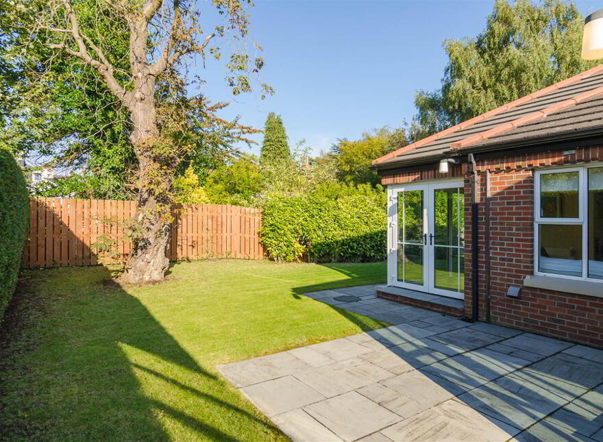 10 Hollyheath, 14 Derryvolgie Avenue, Belfast, BT9 6FB