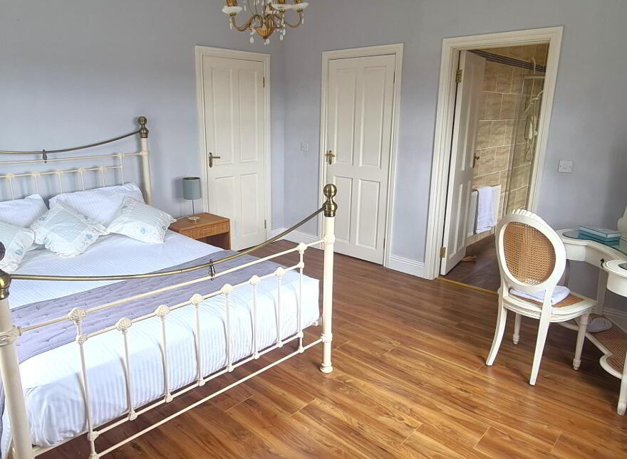 Mahanagh, Drumshanbo, Carrick-On-Shannon, N41PF83