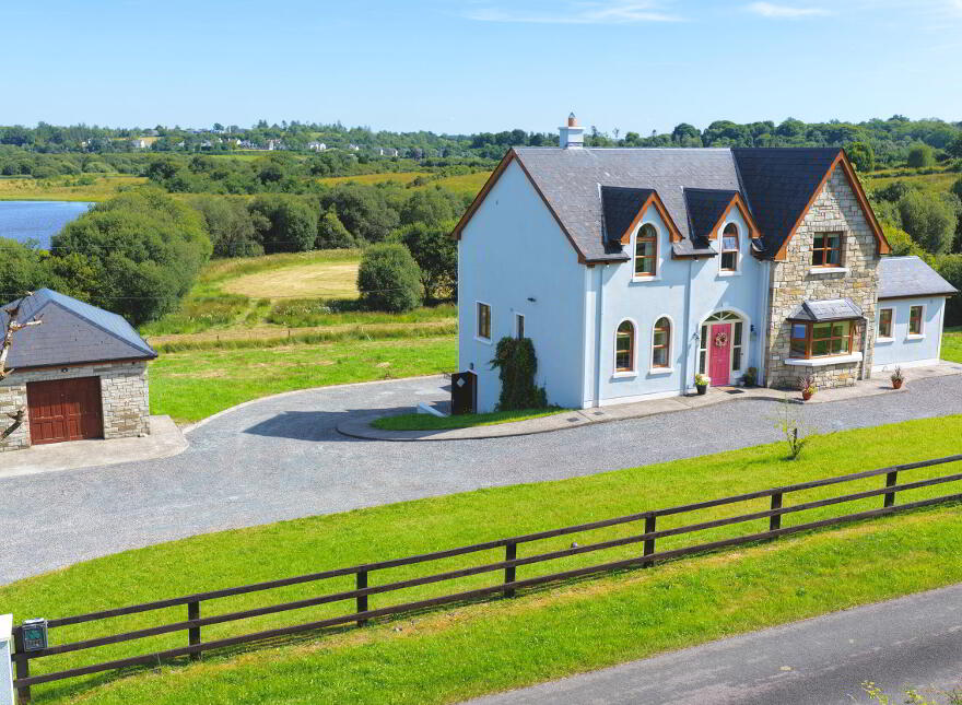 Mahanagh, Drumshanbo, Carrick-On-Shannon, N41PF83