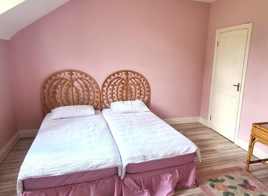 Mahanagh, Drumshanbo, Carrick-On-Shannon, N41PF83