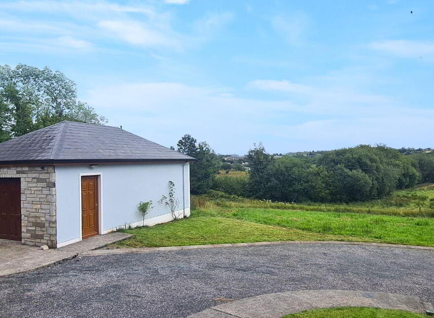 Mahanagh, Drumshanbo, Carrick-On-Shannon, N41PF83