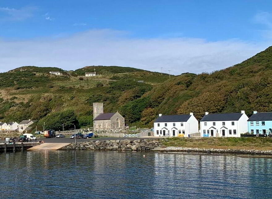 6 Harbour View Cottages, Rathlin Island, Ballycastle, BT54 6TE photo