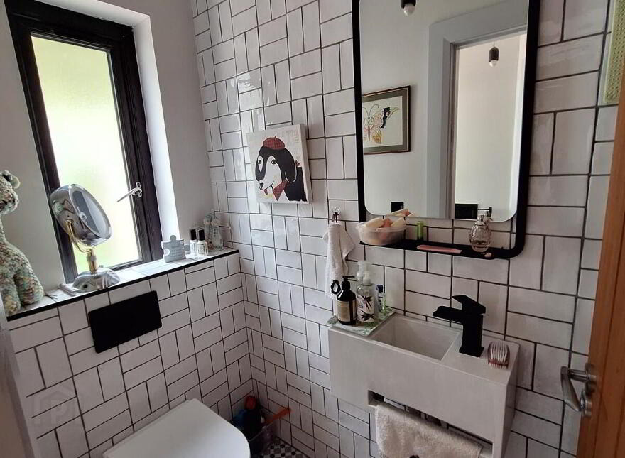 6 Harbour View Cottages, Rathlin Island, Ballycastle, BT54 6TE