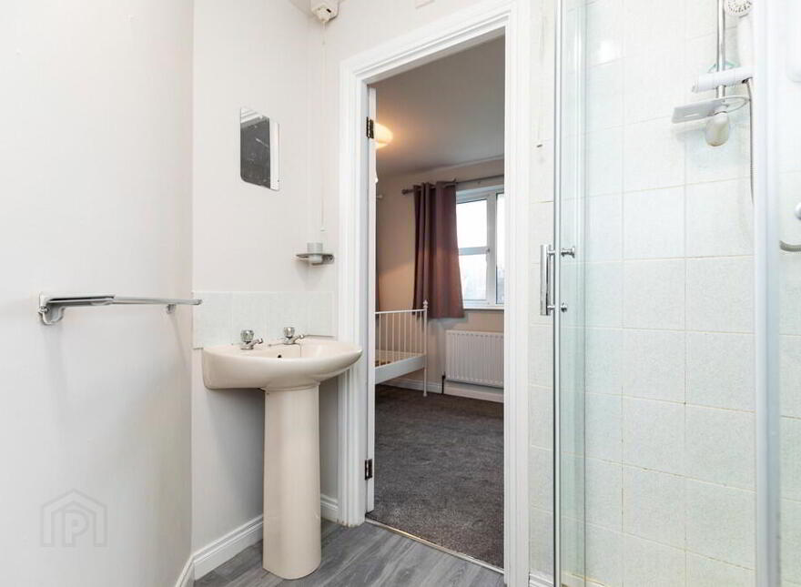 5 Ardenlee Rise, Belfast, BT6 8QD