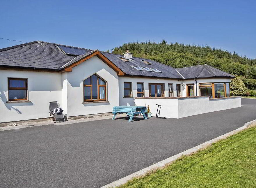Hilltop View, Kilgobinet, Dungarvan, X35EW45