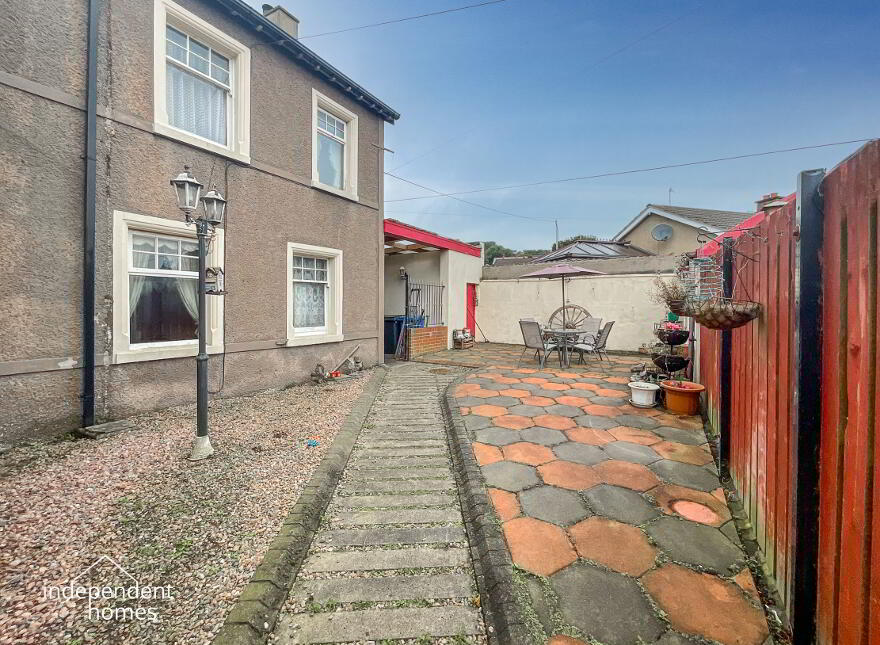 13 Edward Avenue, Larne, BT40 1QB