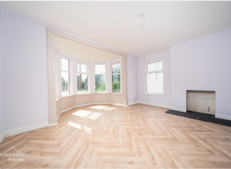 13 Edward Avenue, Larne, BT40 1QB