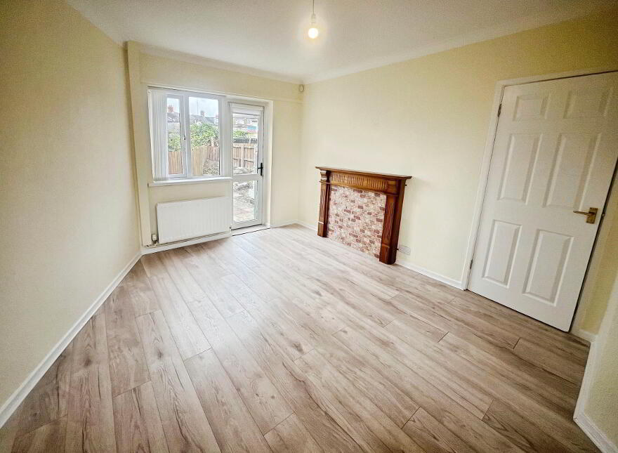20 Huguenot Drive, Lisburn, BT27 4UH