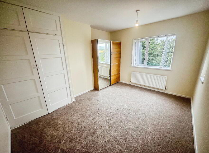 20 Huguenot Drive, Lisburn, BT27 4UH