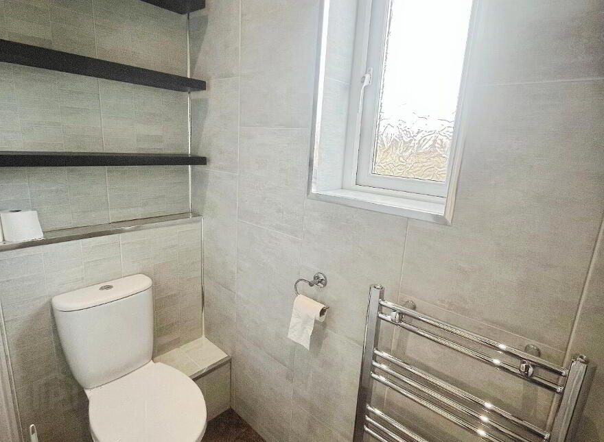 20 Huguenot Drive, Lisburn, BT27 4UH